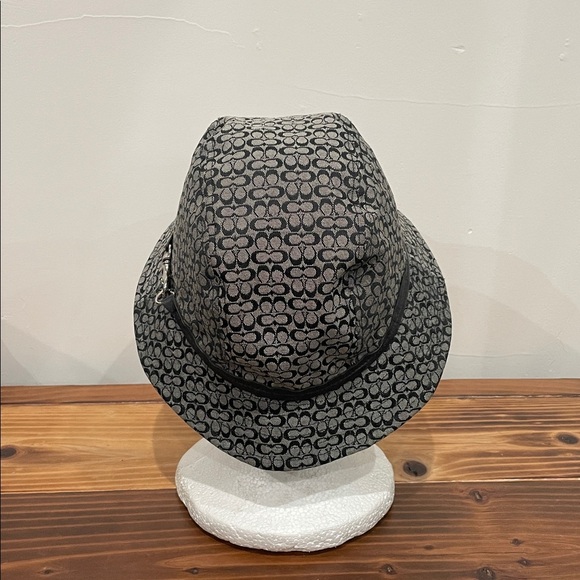 Coach Vintage Y2K Signature CC Monogram Bucket Hat Size Medium/Large main image 7